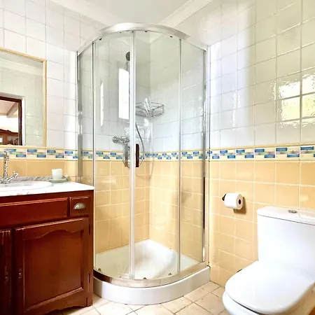 In Maro With Sea & Mountain Views Nyaraló *