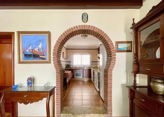 Casa de Férias In Maro With Sea & Mountain Views