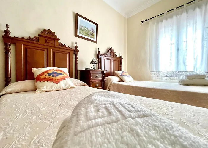 In Maro With Sea & Mountain Views *