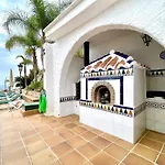 In Maro With Sea & Mountain Views