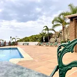 In Maro With Sea & Mountain Views Dom wakacyjny Nerja